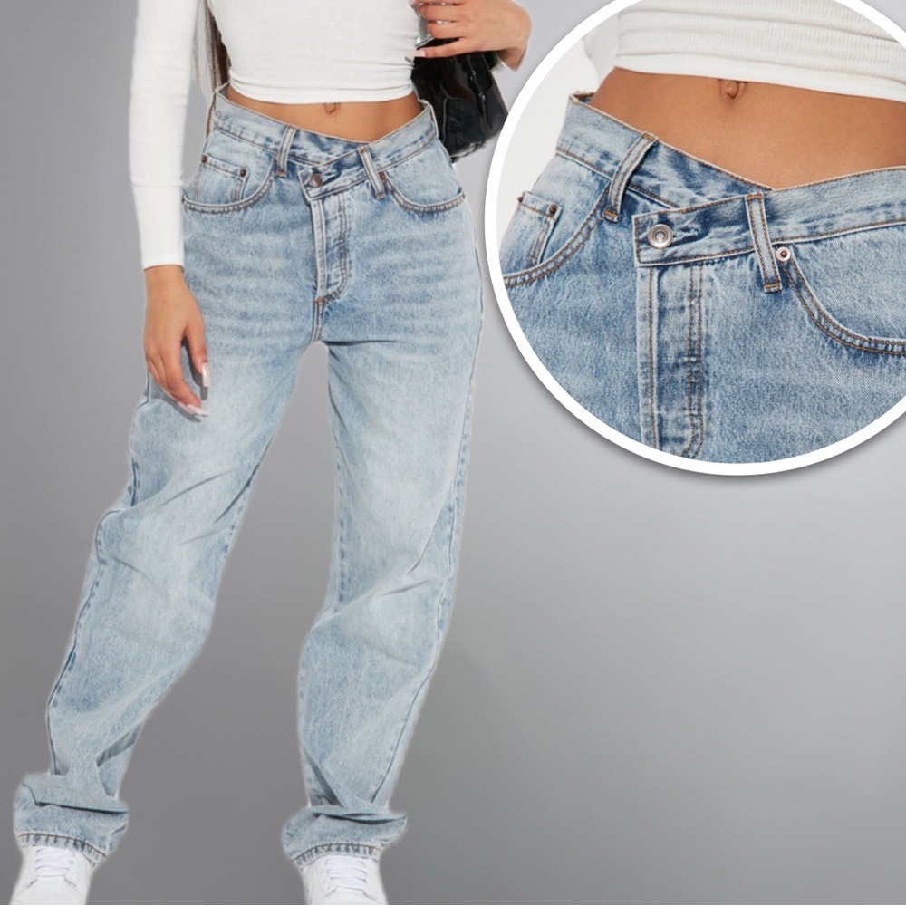 Fashion Nova NWT! Step Waistband Crossover Jeans - Light Blue Wash - Picture 1 of 6